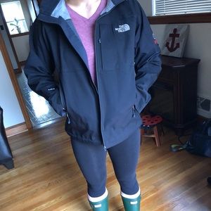 Women’s north face wind stopper rain jacket